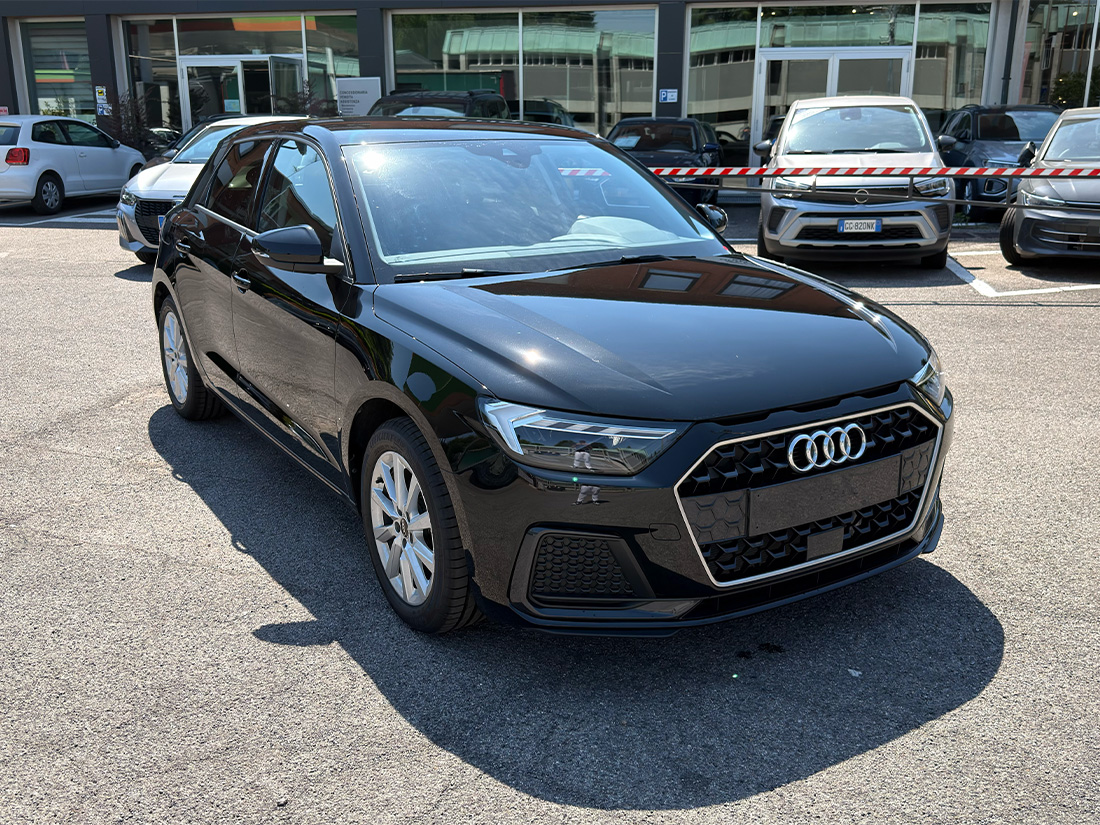 Audi A1 | sportback 30 1.0 tfsi business 116cv s-tronic | 08/2025 | Automatico | Benzina